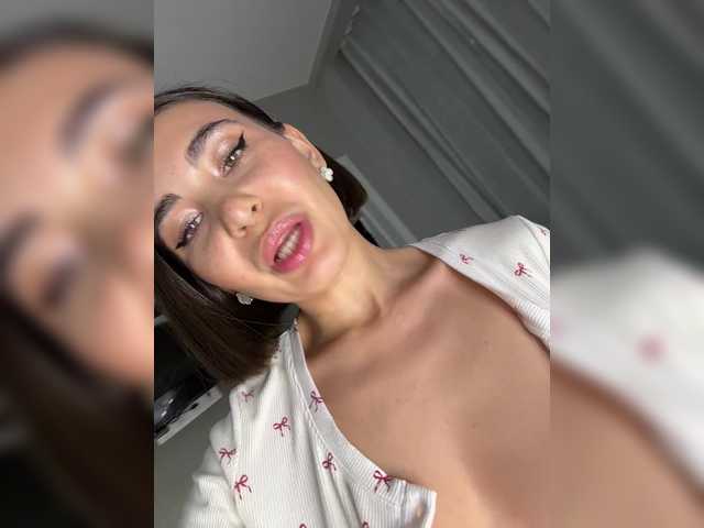 go to chat with Talilia