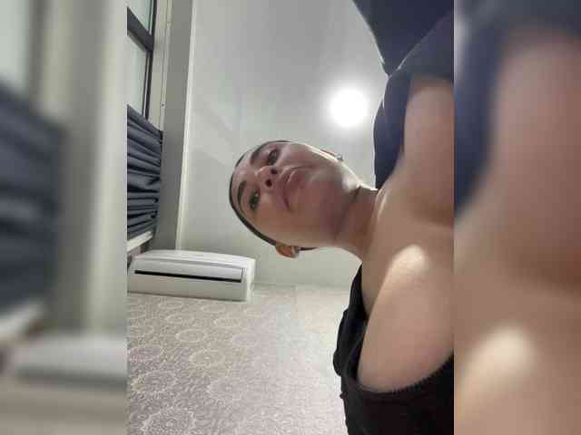 free naked webcam Talilia