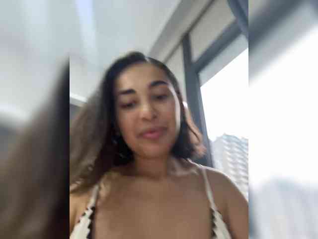 wlcm2talilia webcam