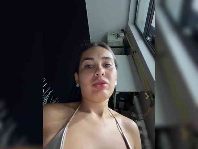 wlcm2talilia webcam