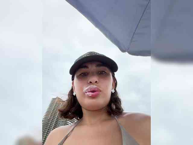 wlcm2talilia webcam