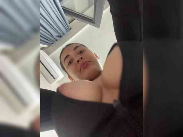 wlcm2talilia webcam