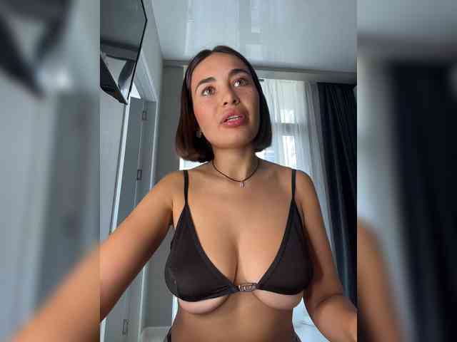 Talilia Live Webcam on BongaCams