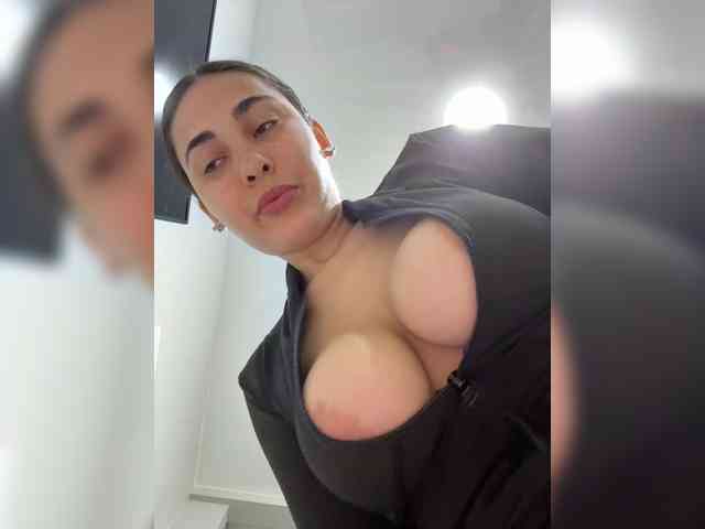 real live cam Talilia