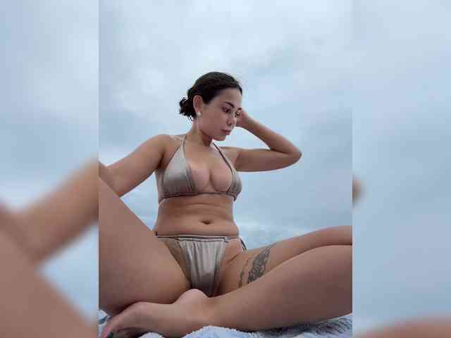 wlcm2talilia webcam