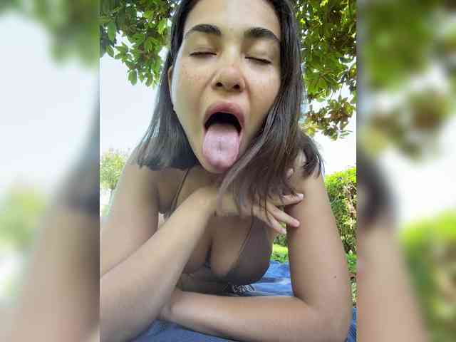 Talilia Live Webcam on BongaCams