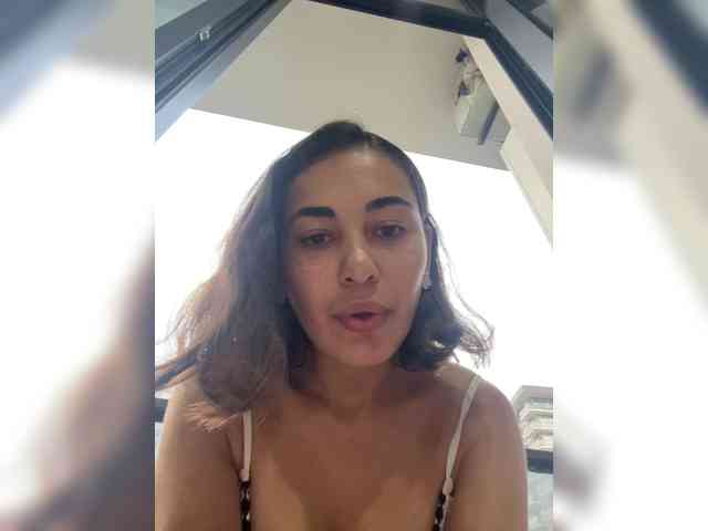 wlcm2talilia webcam