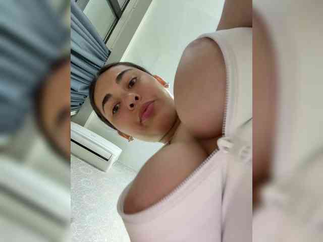 wlcm2talilia webcam