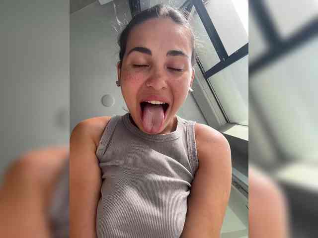 live nude web cam Talilia