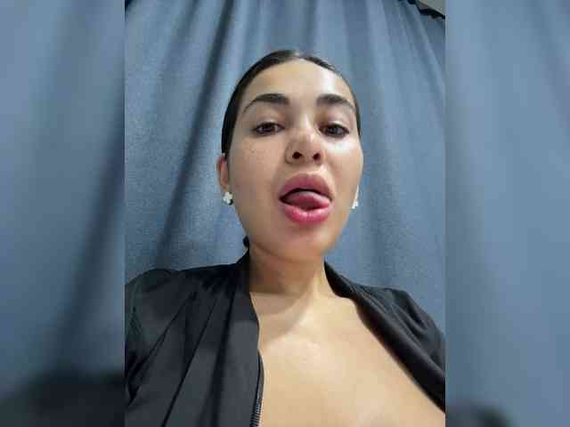 wlcm2talilia webcam