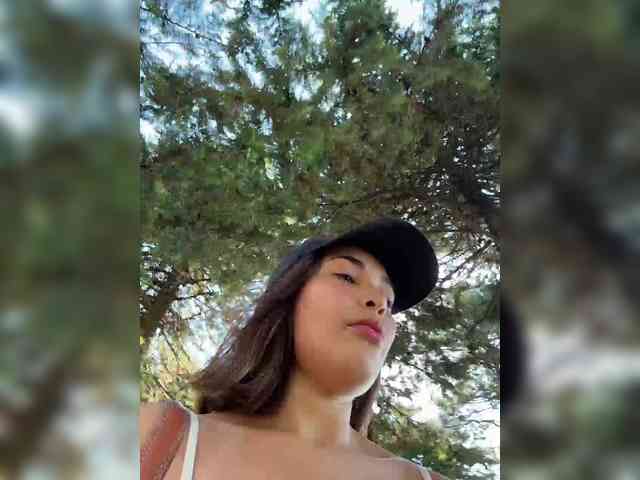 wlcm2talilia webcam