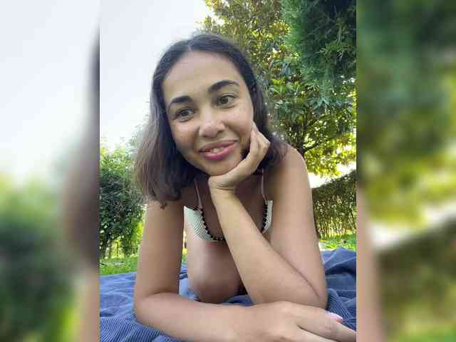 wlcm2talilia webcam