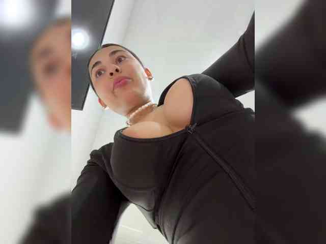 web cam porn online Talilia