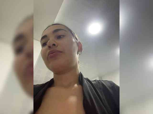 wlcm2talilia webcam