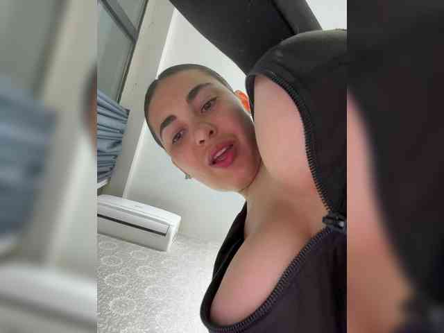 wlcm2talilia webcam