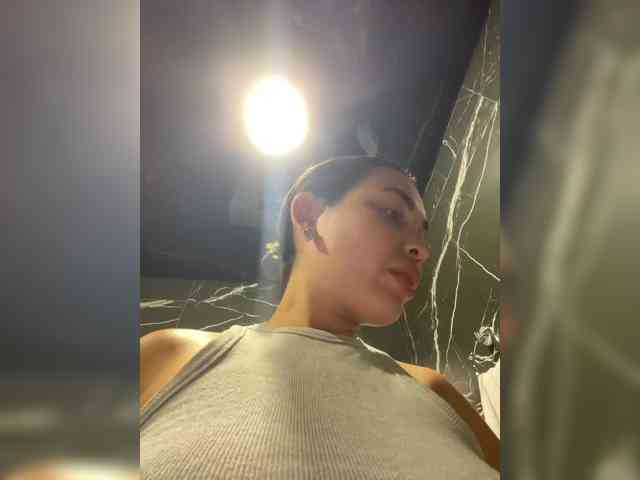 wlcm2talilia webcam