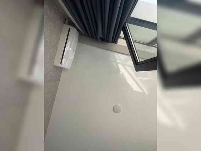 wlcm2talilia webcam