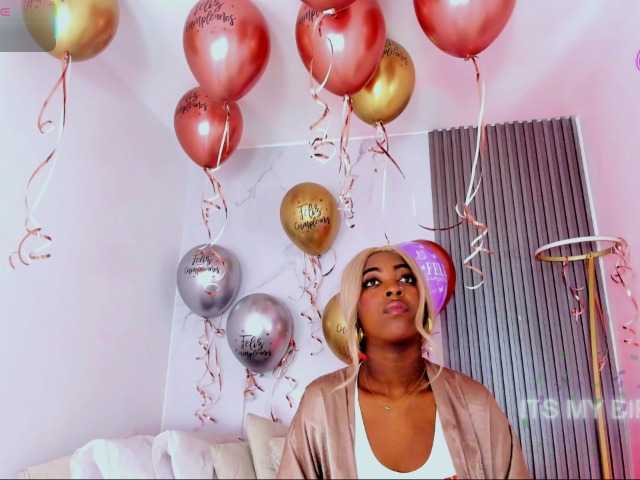 ebonydreams01's BongaCams show and profile