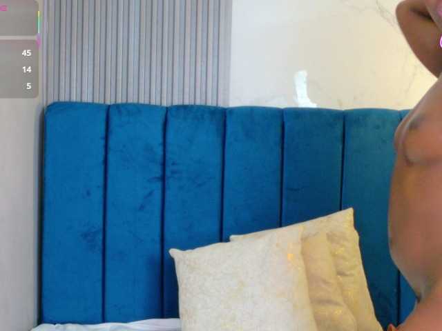 ebonydreams01's BongaCams show and profile