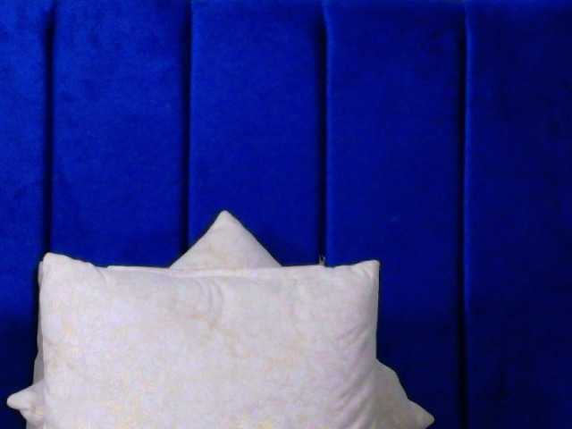 ebonydreams01's BongaCams show and profile