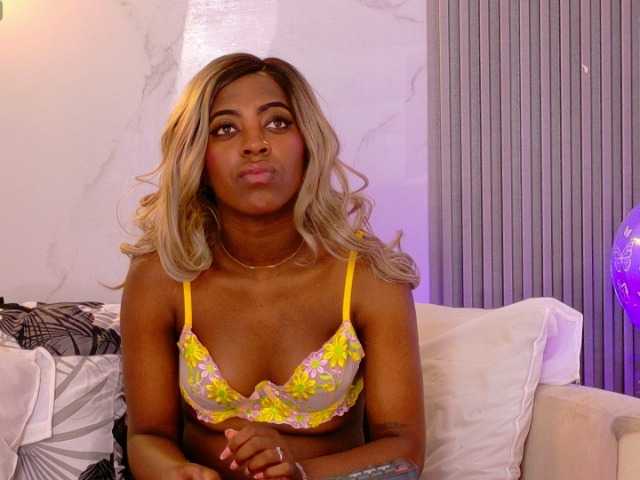 ebonydreams01's BongaCams show and profile