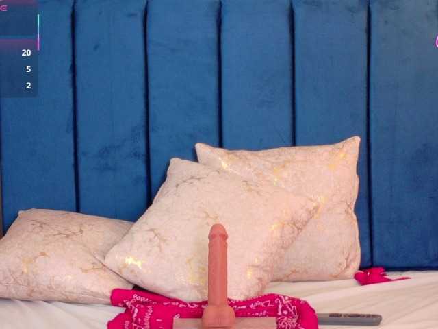 ebonydreams01's BongaCams show and profile