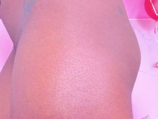 ebonydreams01's BongaCams show and profile