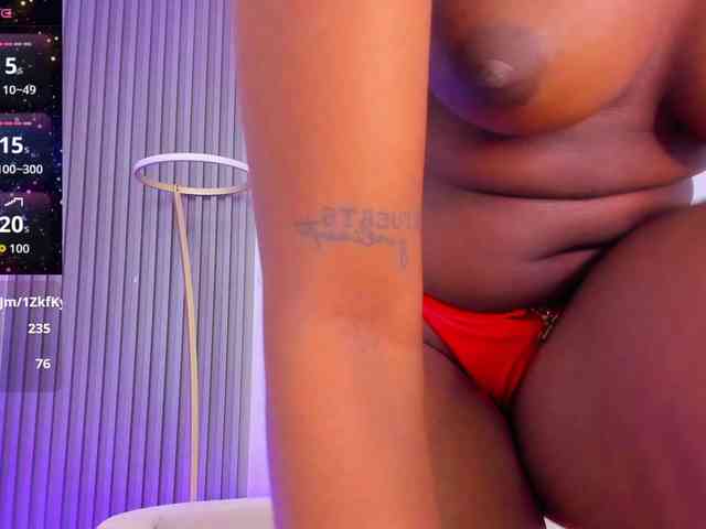 ebonydreams01 Live Webcam on BongaCams