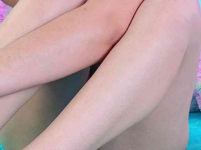 DahianaMoss webcam