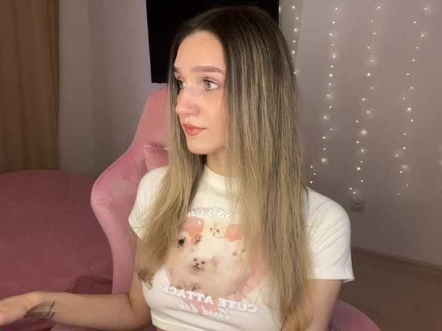 BabyTamagochi's BongaCams show and profile