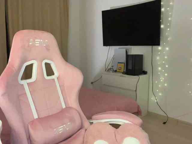 BabyTamagochi webcam