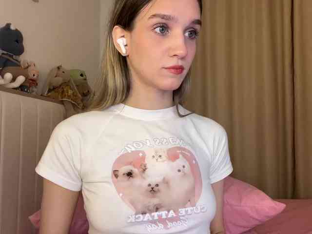 BabyTamagochi webcam