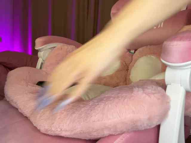 BabyTamagochi webcam