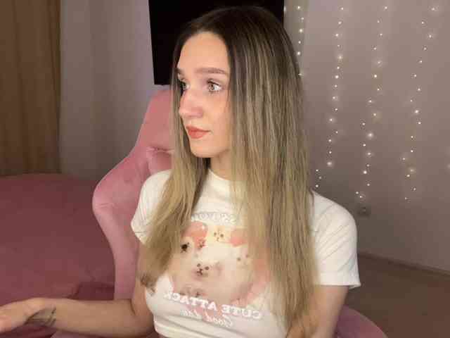 BabyTamagochi webcam