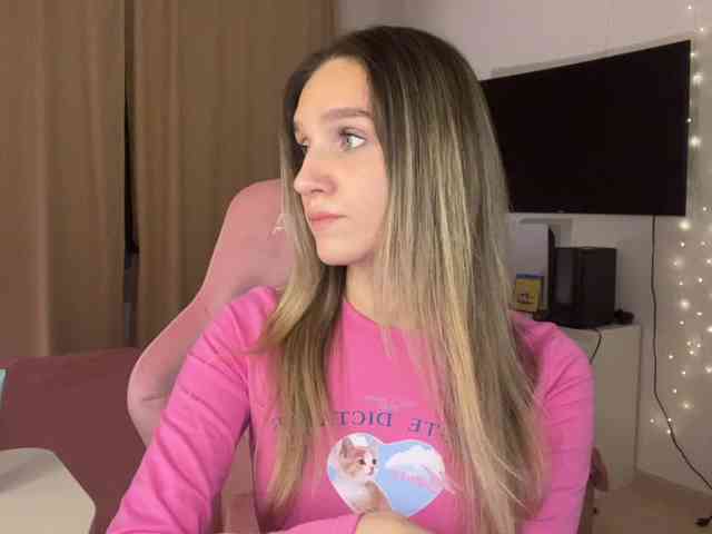 BabyTamagochi webcam