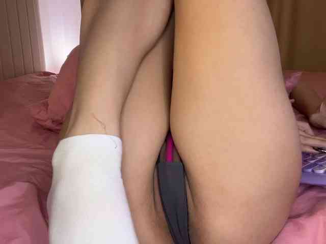 BabyTamagochi webcam