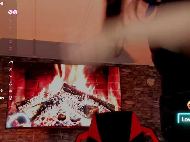 Charlotte-greys's BongaCams show and profile