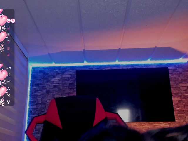 Charlotte webcam bongacams model stream image