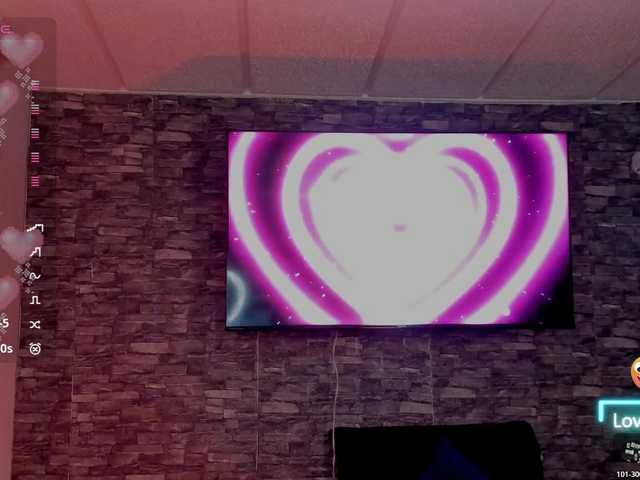 Charlotte-greys's BongaCams show and profile