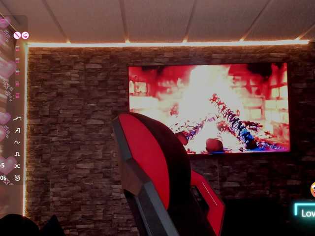 Charlotte-greys's BongaCams show and profile