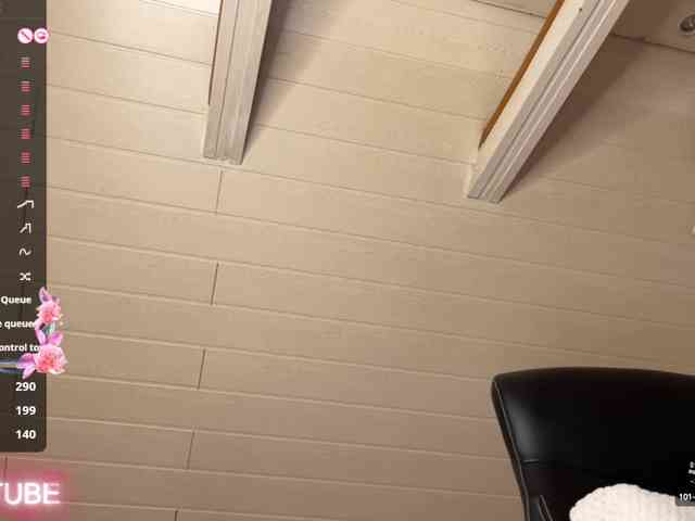 BUSTYTUBE webcam