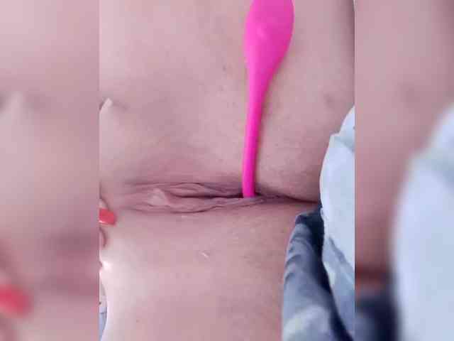Karina1212 webcam