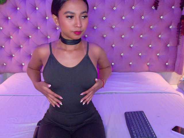GabrielaLugo's BongaCams show and profile