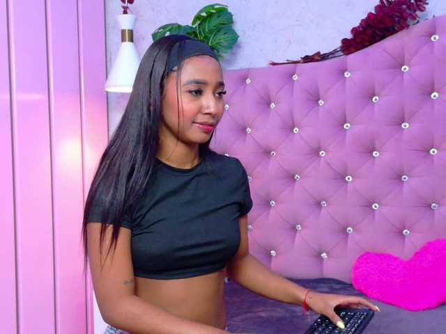 GabrielaLugo's BongaCams show and profile