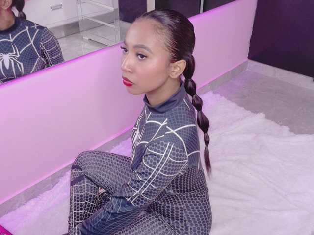 GabrielaLugo's BongaCams show and profile