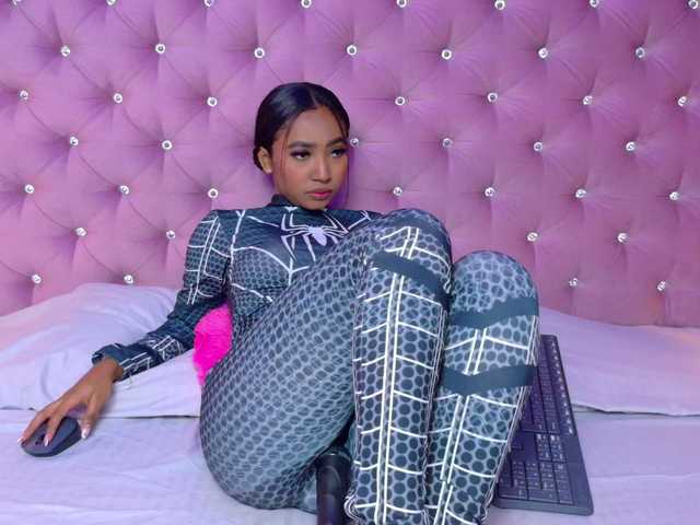 GabrielaLugo's BongaCams show and profile