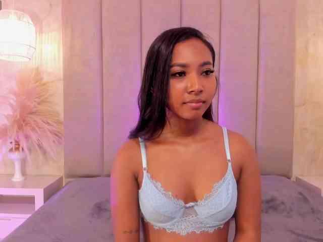 GabrielaLugo webcam