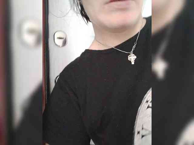 SERTSEETKA Live Webcam on BongaCams