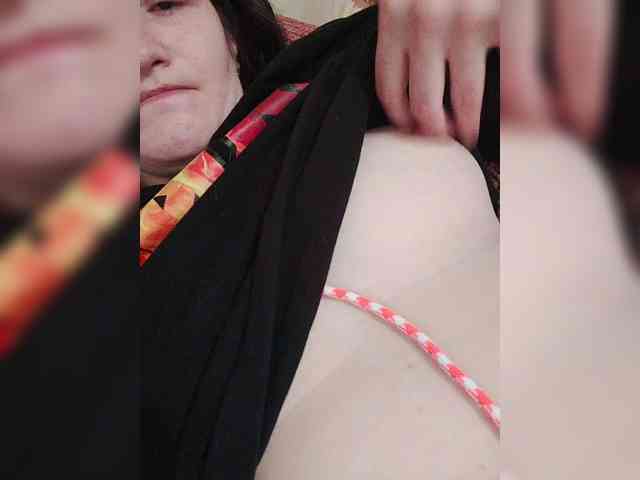 Xo4y-SeXa webcam