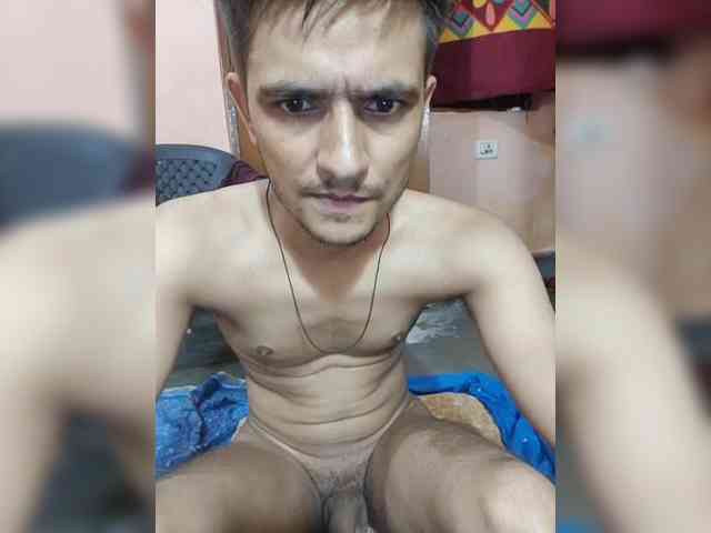 Dreams905 webcam